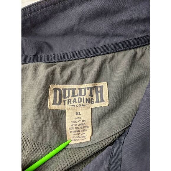 Duluth Trading Co. Men's Dry on the Fly Full zip Cargo Jacket Size Green Grey Sz - Picture 3 of 5